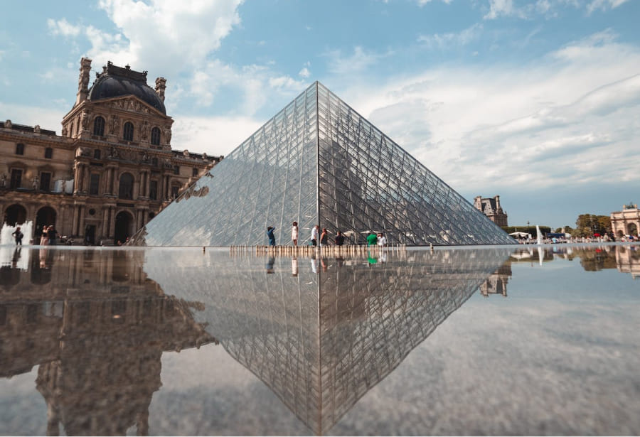 louvre museum entry