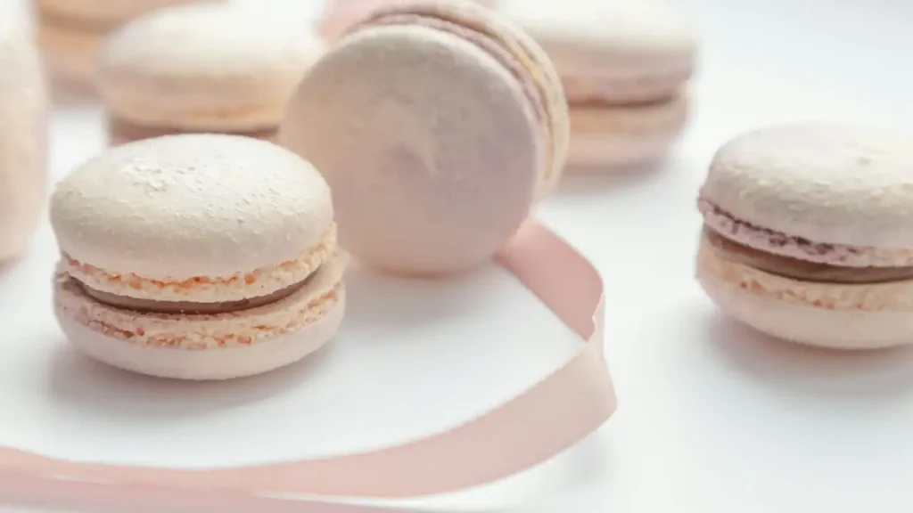 Eat macarons in paris